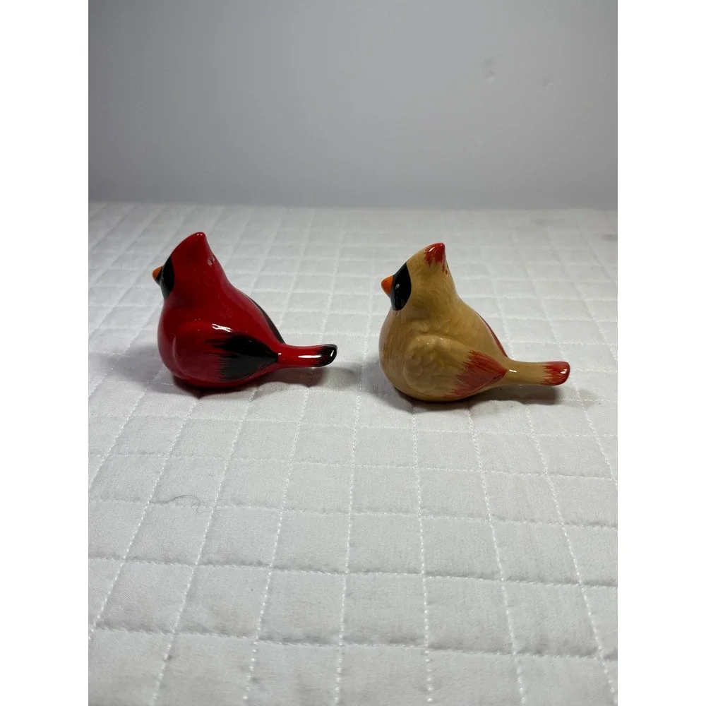 Hallmark Cardinal Bird Salt & Pepper Shakers Ceramic Red & Female Pair Set